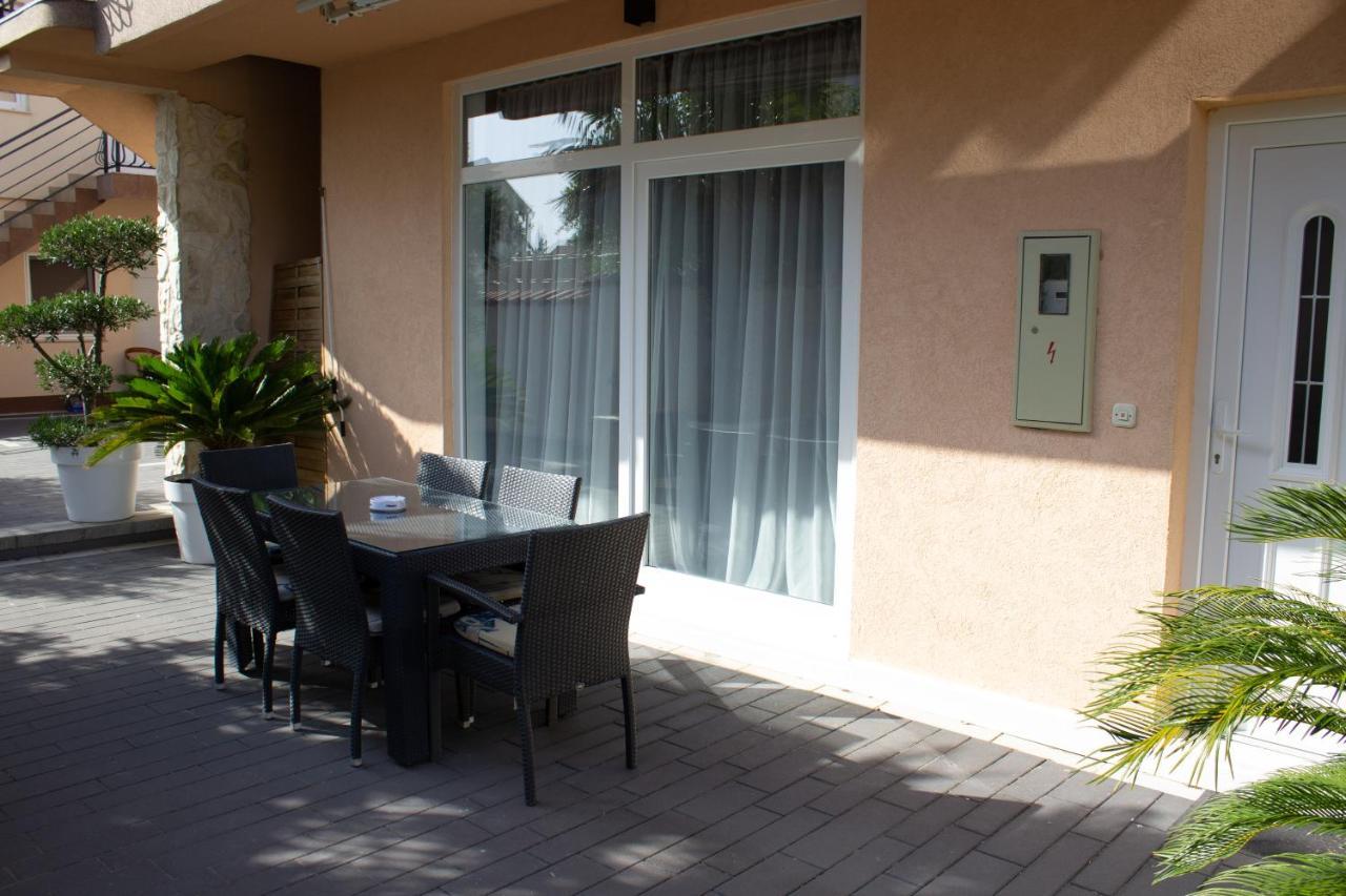 Apartments Villa Jelena Vodice Exterior foto