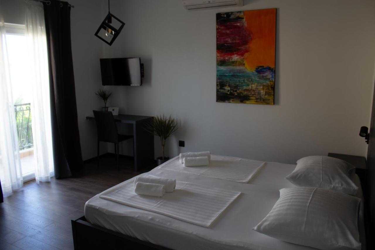 Apartments Villa Jelena Vodice Exterior foto