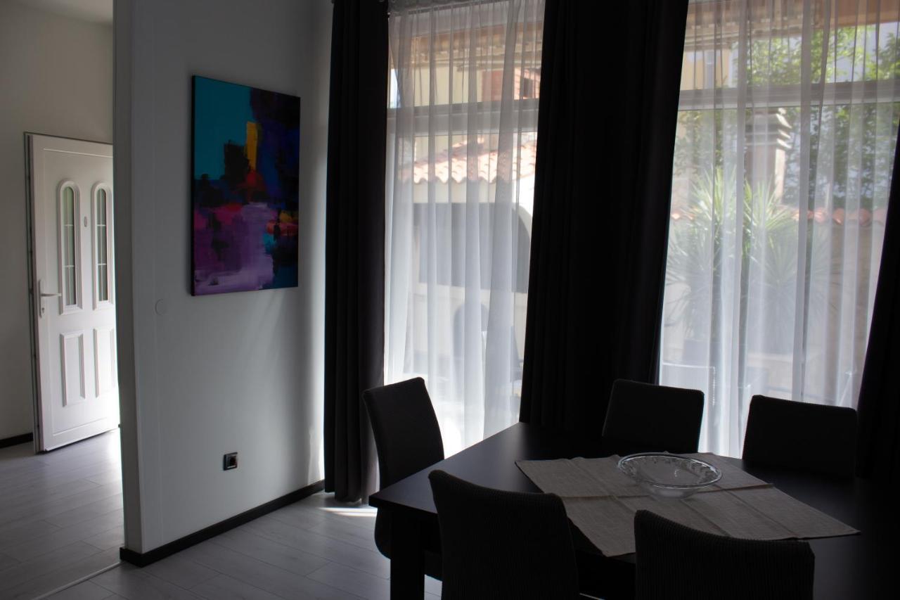 Apartments Villa Jelena Vodice Exterior foto