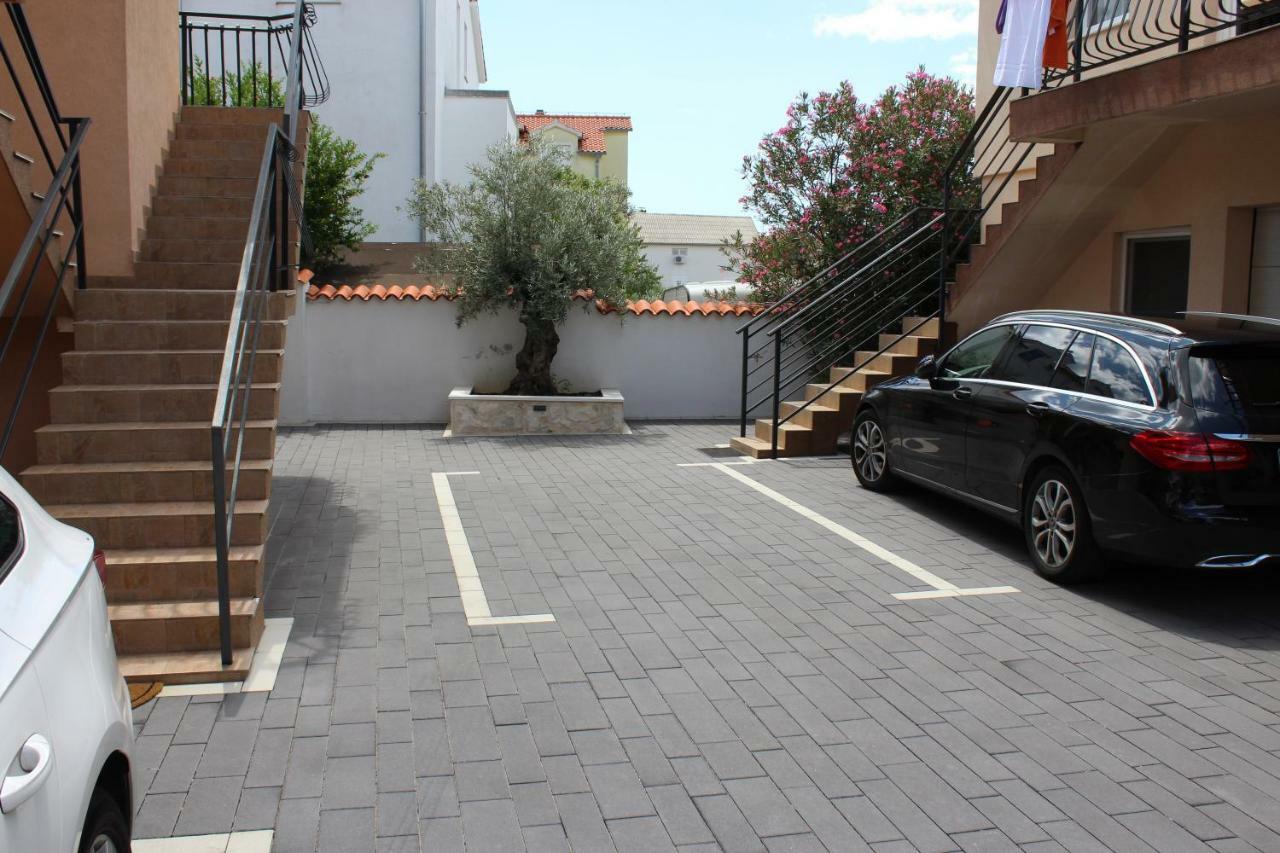 Apartments Villa Jelena Vodice Exterior foto